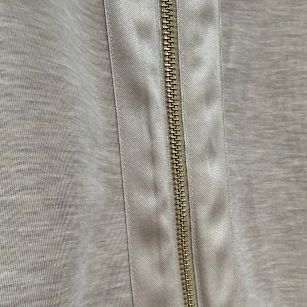 Chico's Weekends Light Taupe Zip-Front Drawstring Utility Jacket - Picture 4 of 12
